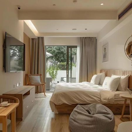 26 Degrees Inn Жангжиаже Екстериор снимка