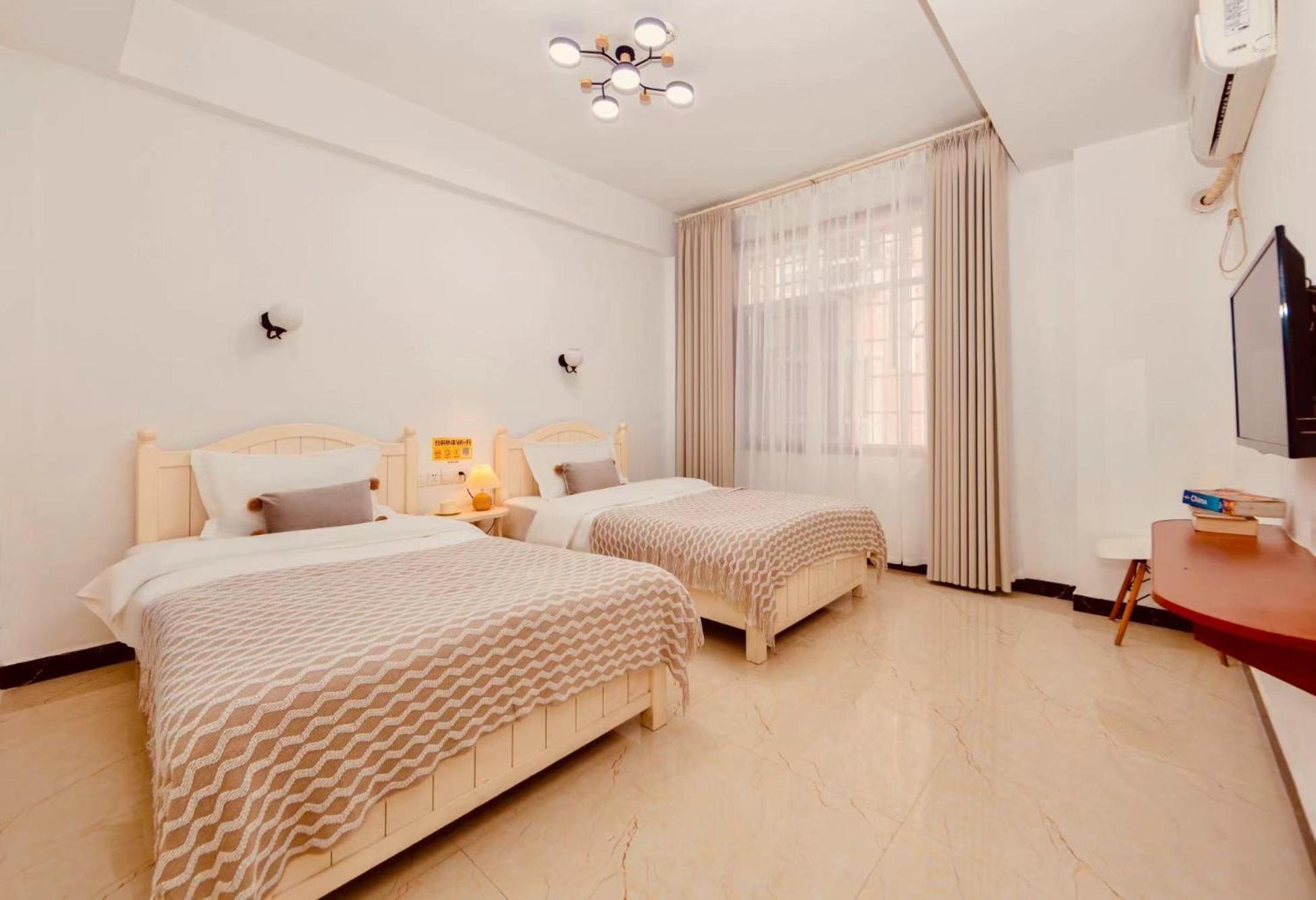 26 Degrees Inn Жангжиаже Екстериор снимка