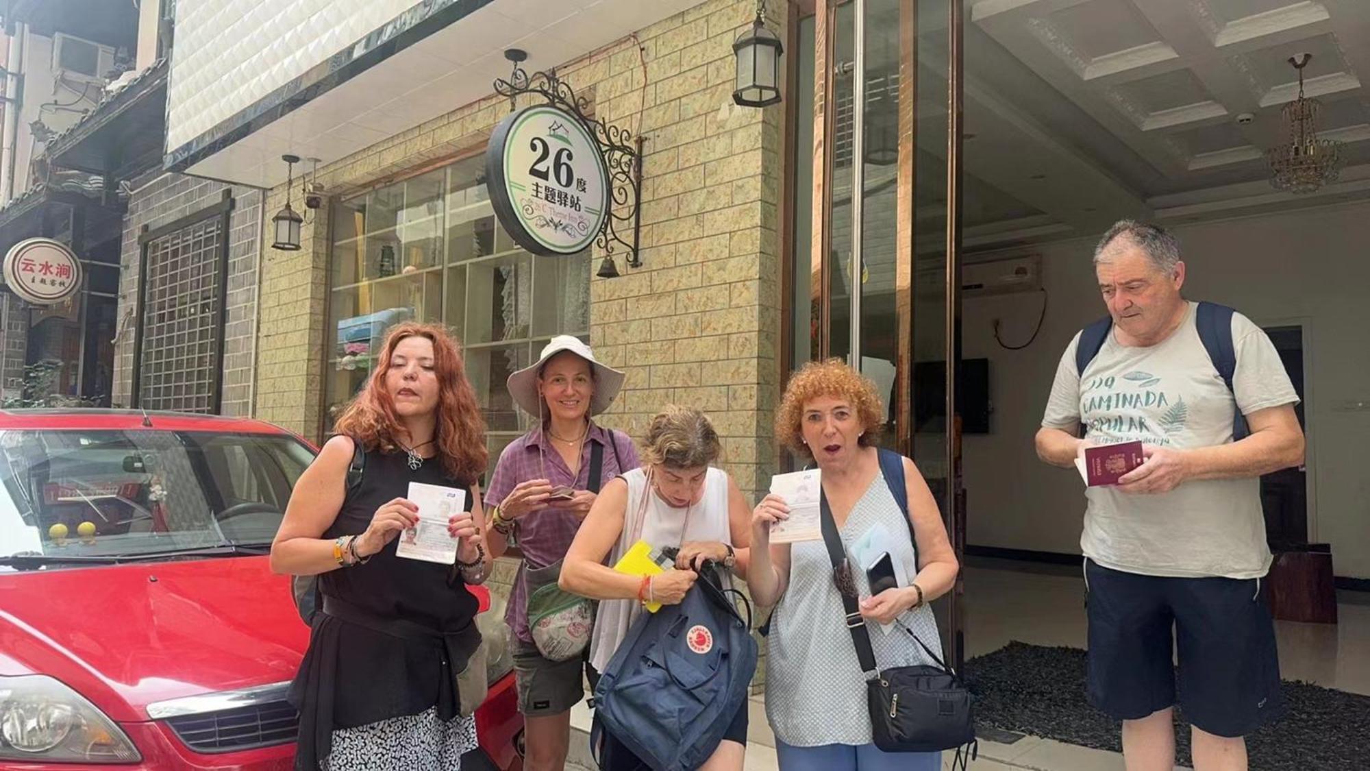 26 Degrees Inn Жангжиаже Екстериор снимка